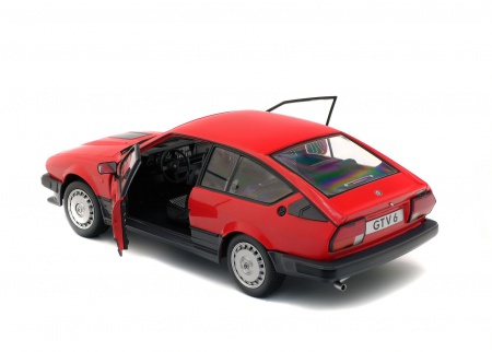 Alfa Roméo GTV6 Red 1984