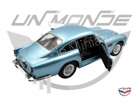Aston Martin DB5 1964 Light Blue Metallic