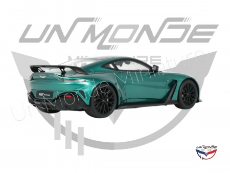 Aston Martin V12 Vantage Aston Martin 2023 Racing Green