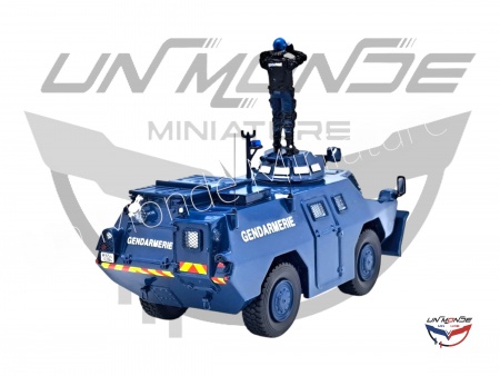 Berliet VXB 170 VBRG Version Lame Gendarmerie Sainte Soline Avec 1 Figurine