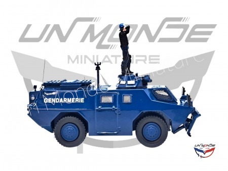 Berliet VXB 170 VBRG Version Lame Gendarmerie Sainte Soline Avec 1 Figurine