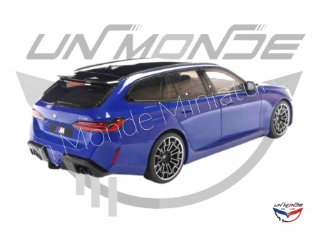 BMW M5 Touring Marina Bay 2024 Blue Metallic