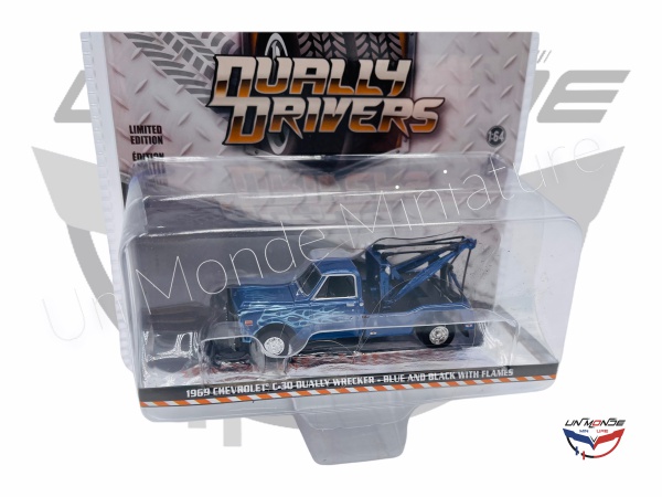 Chevrolet C-30 Dually Wrecker - Blue and Black with Flames 1969