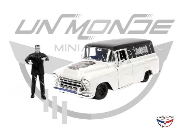 Chevrolet et Suburban With Frankstein\'s Figure Grey 1957