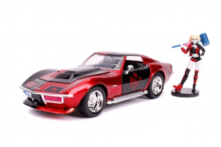 Chevy Corvette Stingray with Harley Quinn Figure