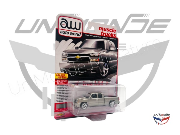 Chevy Silverado SS 2006 Silver Birch Metallic
