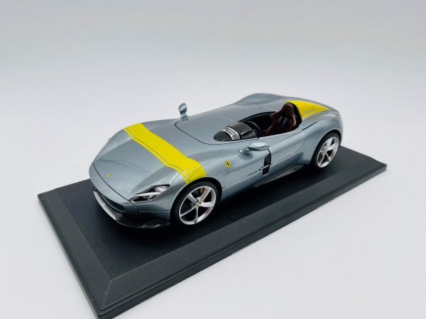 Ferrari Monza SP-1 Grey & Yellow