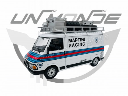 Fiat 242 Martini Rallye Team Assistance