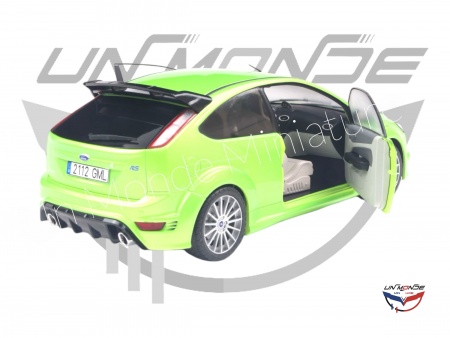 Ford Focus RS MK2 2009 Ultimate Green Metallic