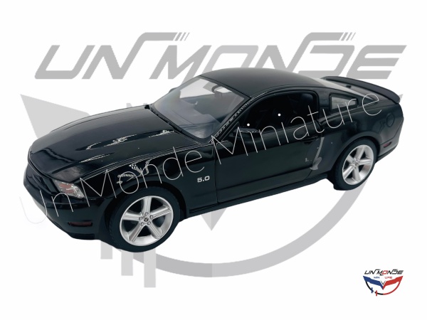 Ford Mustang GT 2011 Drive