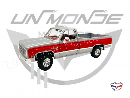 GMC K-2500 Sierra Grande Wideside 1984 Silver and Red