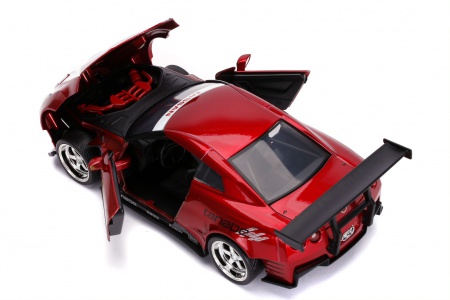 Hollywood Rides - 2009 Nissan GTR R35