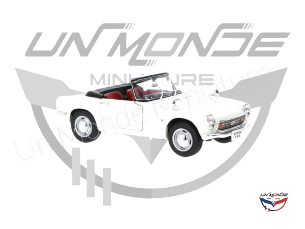 Honda S800 White RHD