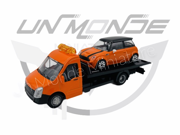 Iveco Dailly Transporteur avec Mini Cooper