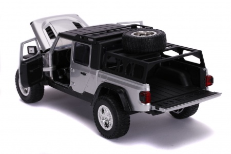 Jeep Gladiator Grey