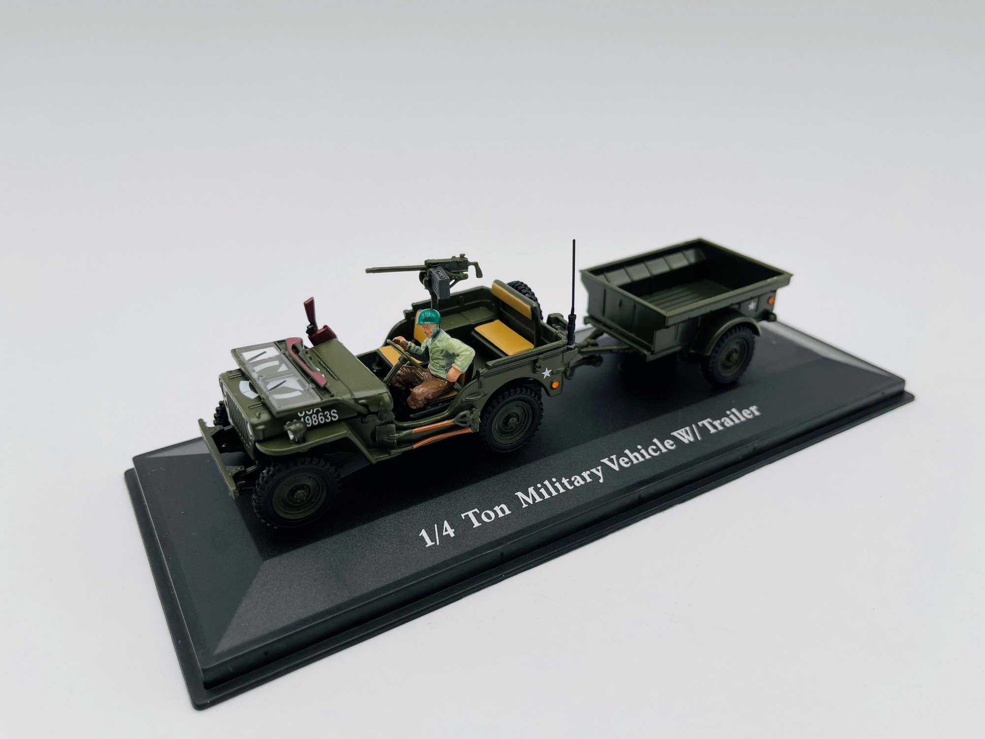 Jeep willys militaire avec mitrailleuse et remorque,atlas échelle 1/43 