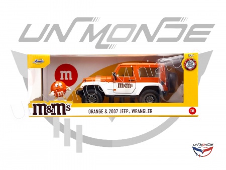 Jeep Wrangler With M&M\'s Orange Figure Orange 2007