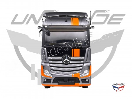 Mercedes-Benz Actros L Grand Prix 2019 Edition Silver