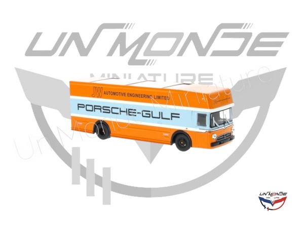 Mercedes-Benz O317 Transporteur Race Gulf