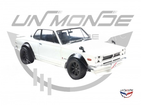 Nissan Skyline C10 Hakosuka Solido Works 1970 Pearl White
