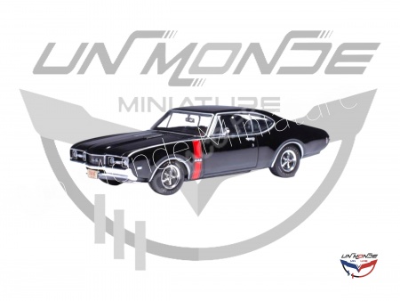Oldsmobile 442 W-30 1968 Ebony Black with Red Stripes