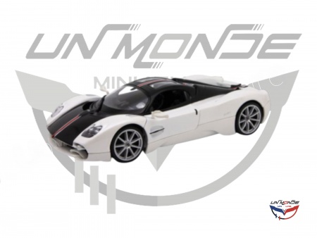 Pagani Utopia Black and White