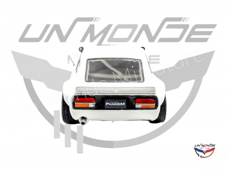 Pandem 240Z 1973 White