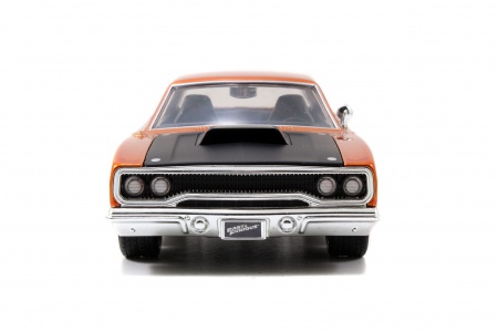Plymouth Road Runner Copper 2\'s Orange 1970