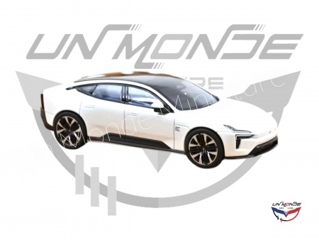 Polestar 5 2025 Snow