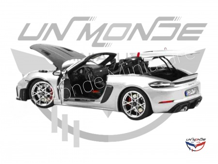 Porsche 718 Spyder RS With Weissach Pack 2023 GT Silver Metallic