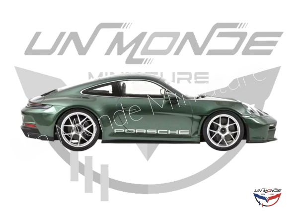 Porsche 911 S/T 2023 Malachite Green Metallic