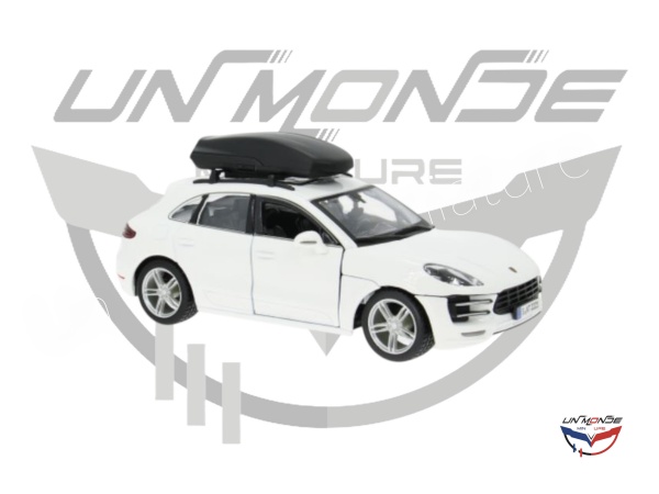Porsche Macan White