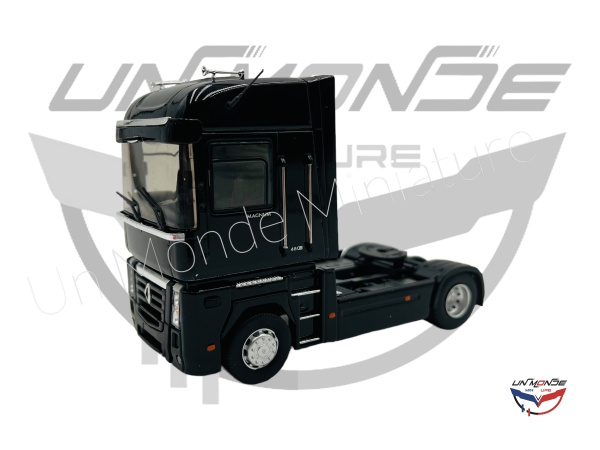 Tracteur Renault Magnum 2008 Black Edition EXCLU