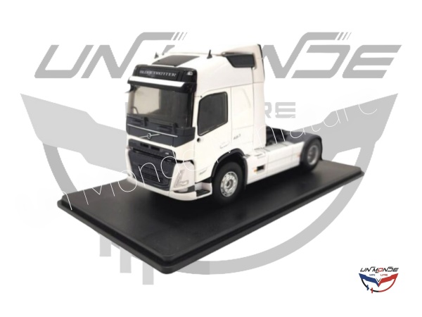 Tracteur Volvo FM Blanc