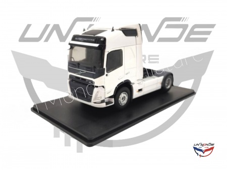 Tracteur Volvo FM Blanc