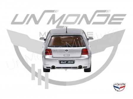 Volkswagen Golf IV R32 Silver 2003
