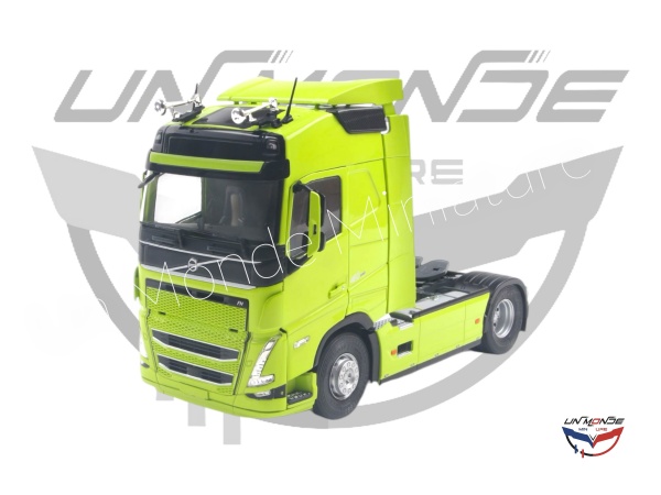Volvo Trucks FH Globetrotter XL 2023 Neon Green