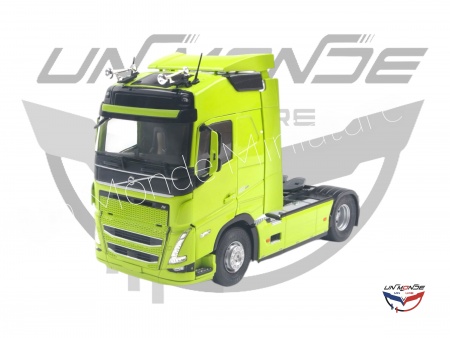 Volvo Trucks FH Globetrotter XL 2023 Neon Green
