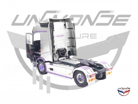 Volvo Trucks FH Globetrotter XL 2023 Silver and Purple