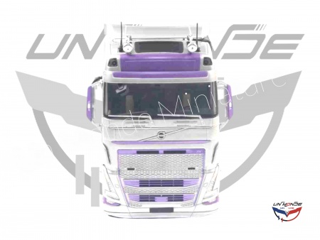 Volvo Trucks FH Globetrotter XL 2023 Silver and Purple