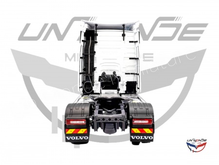 Volvo Trucks FH16 Globetrotter XL Göteborg 2019 Edition White